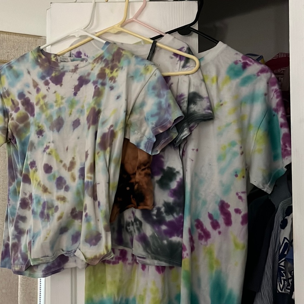 tie dye shirts